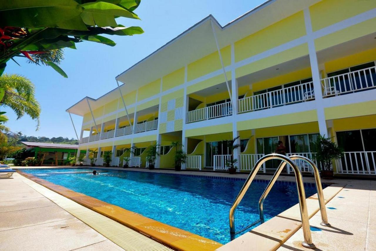 Oyo 75361 Phuket Airport Sonwa Resort Nai Yang Экстерьер фото